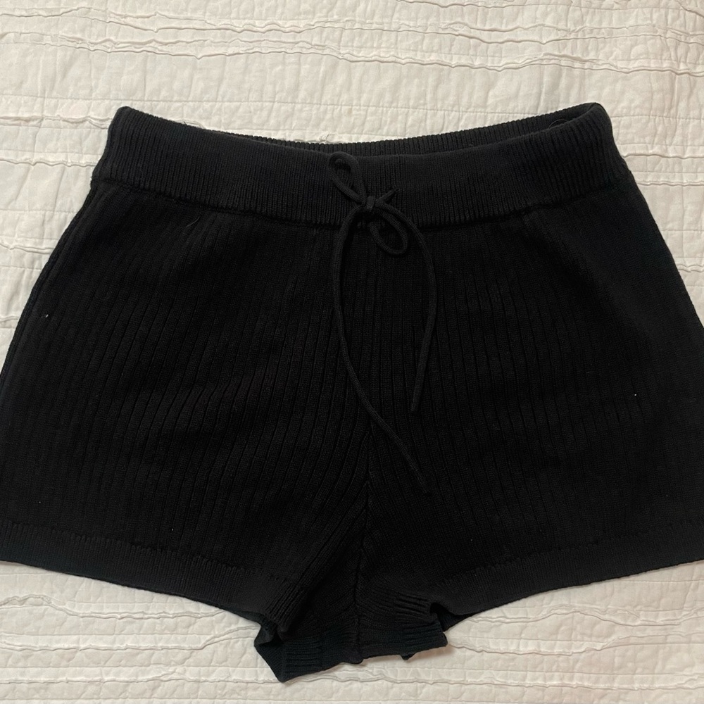 Reformation cable knit shorts size L perfect condition